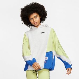 Nike Sportswear Icon Clash Pullover Hoodie